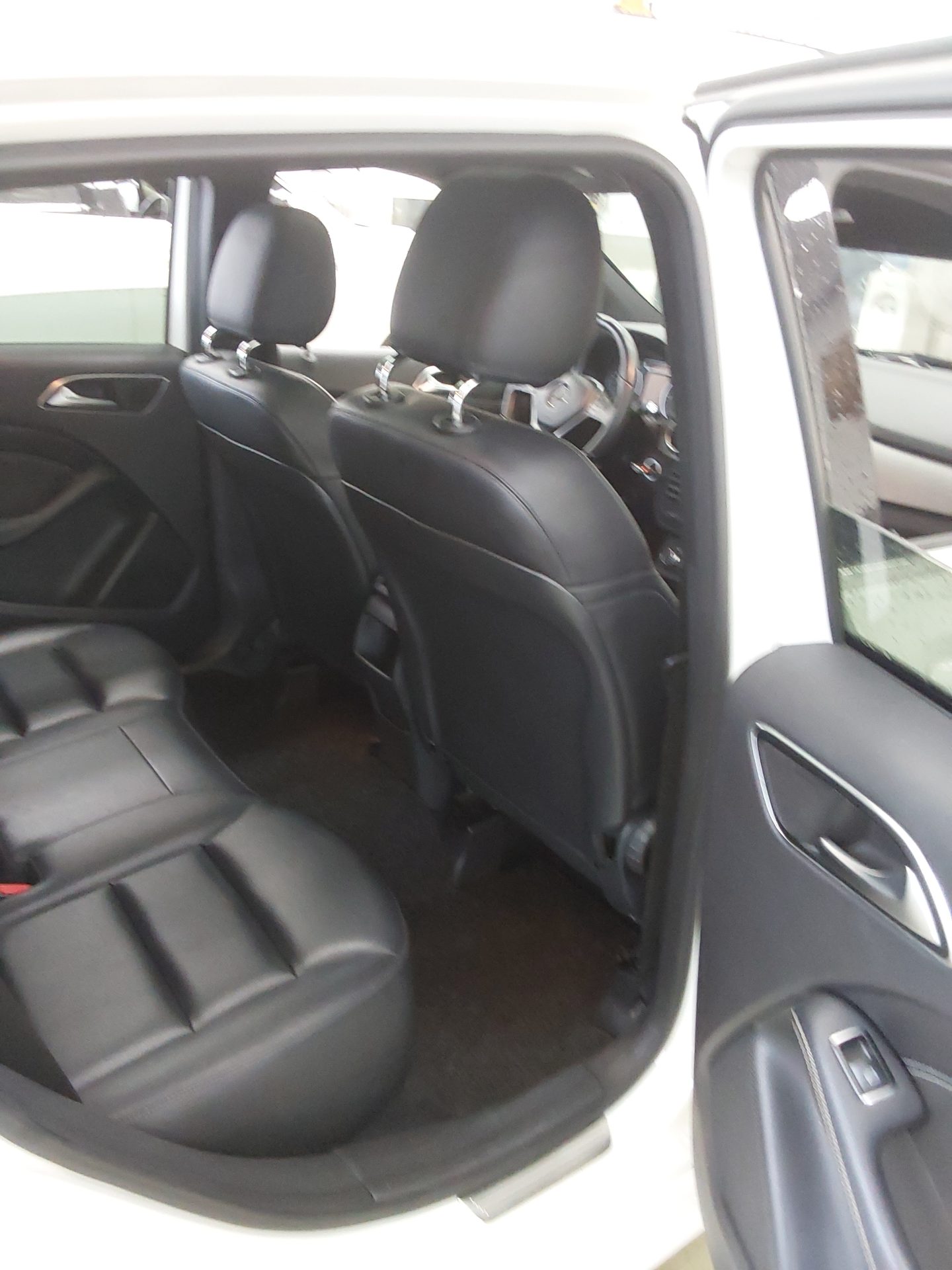 2013 - mercedes-benz b200