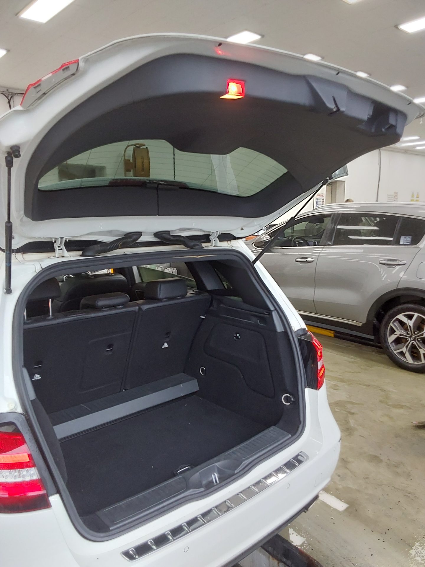 2013 - mercedes-benz b200