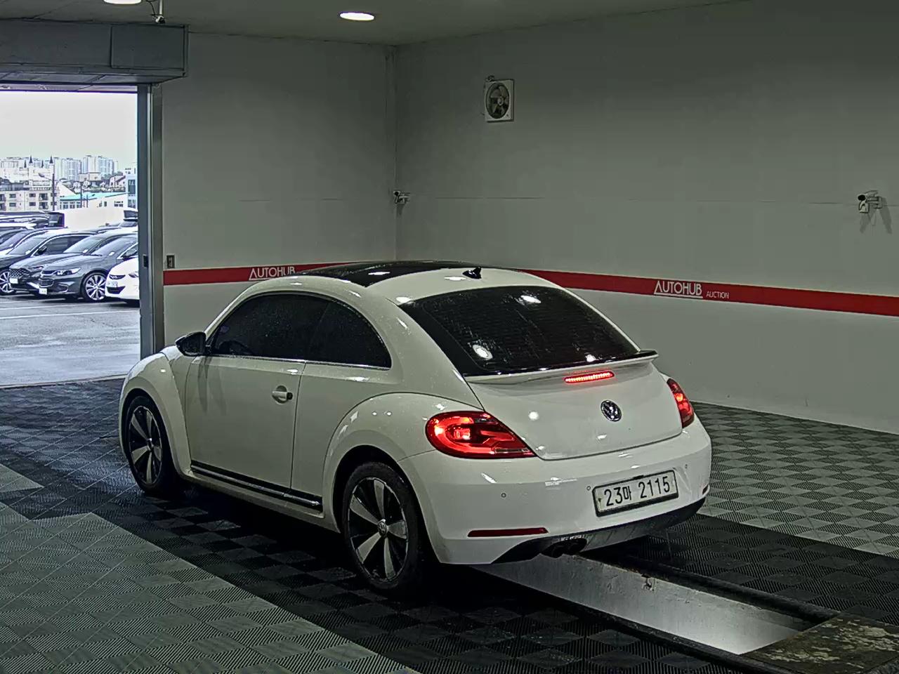 2013 - volkswagen beetle