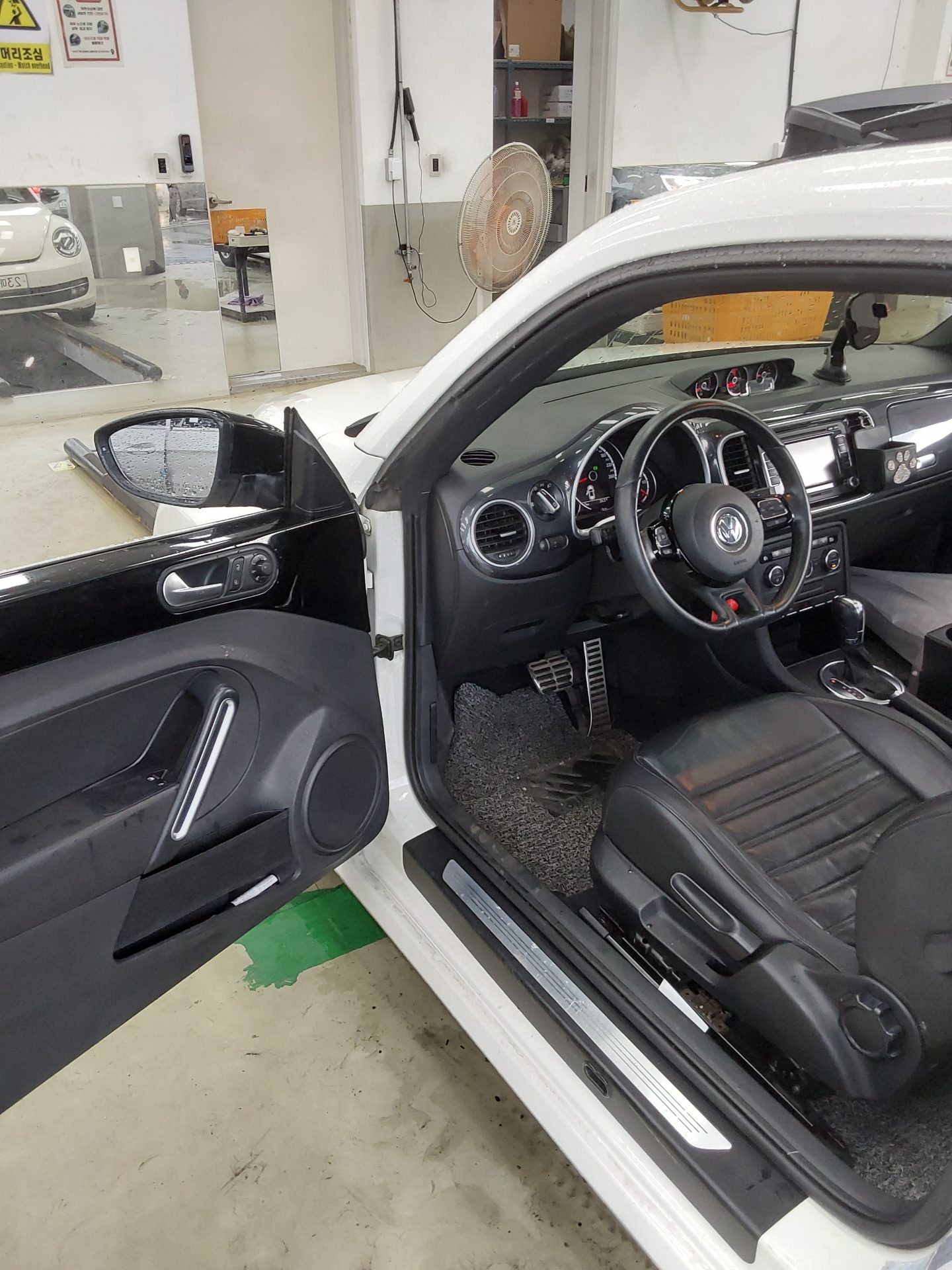 2013 - volkswagen beetle