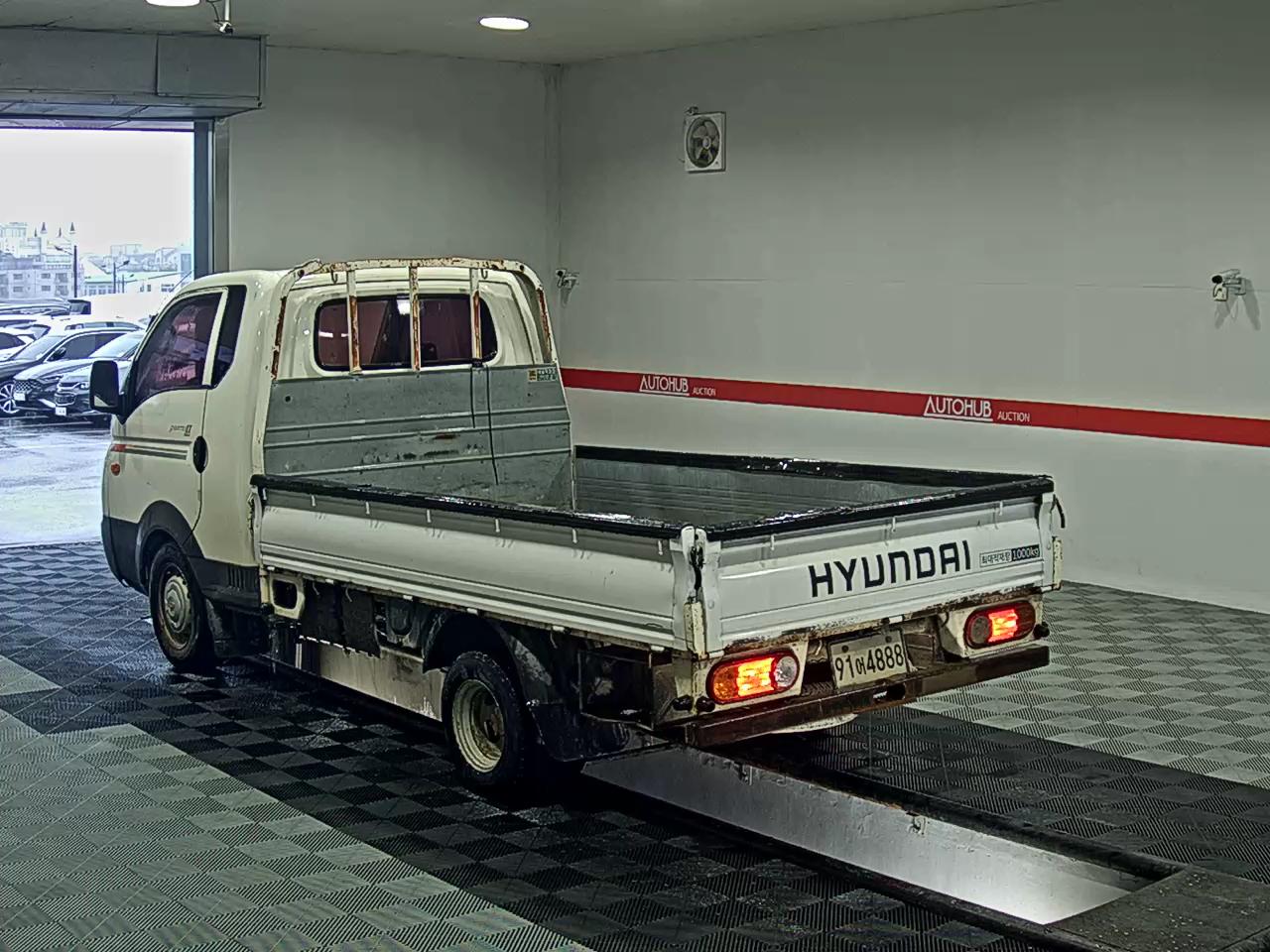 2011 - hyundai porter