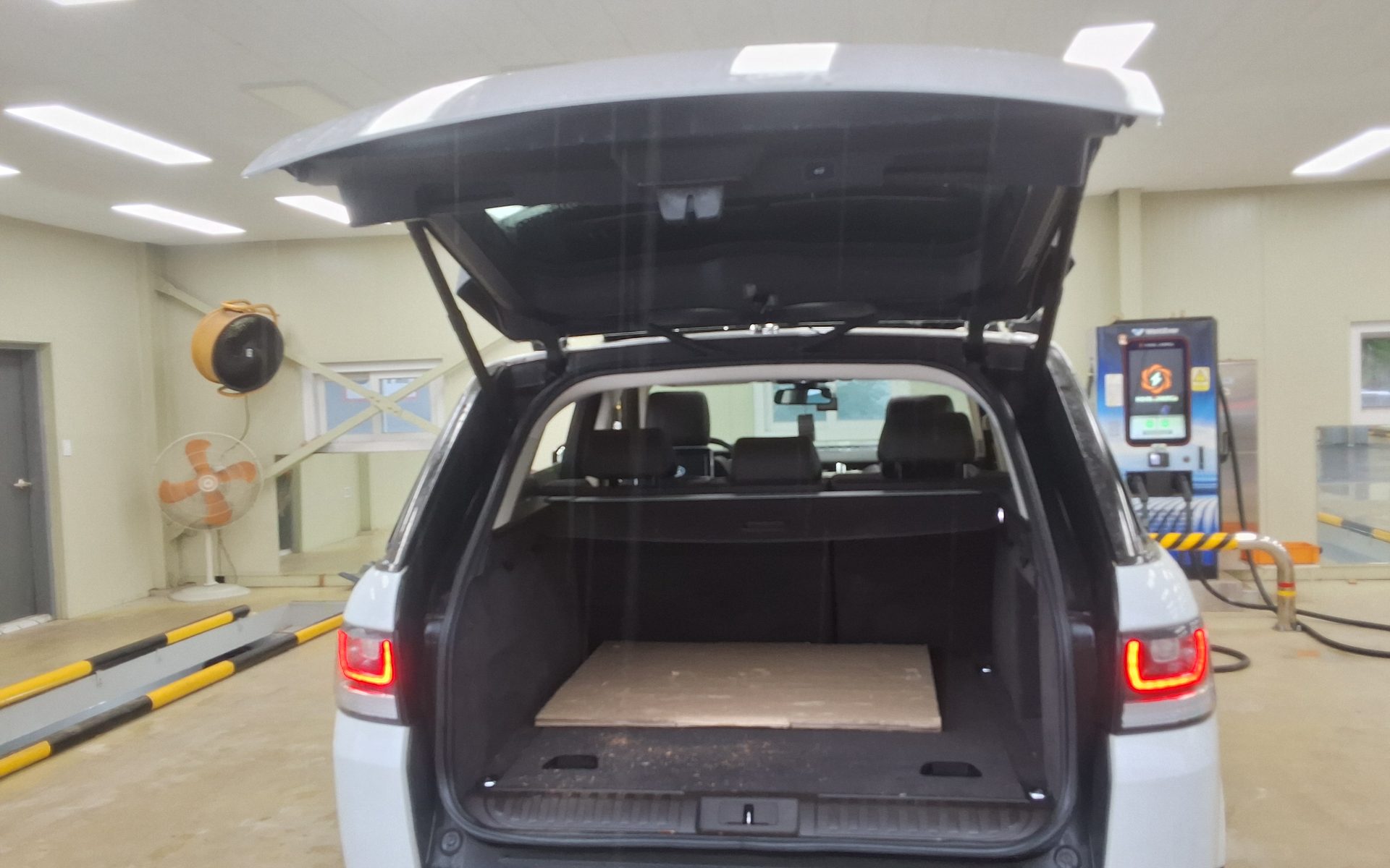 2015 - land rover range rover