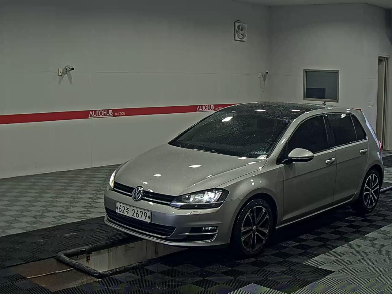 2014 - volkswagen golf