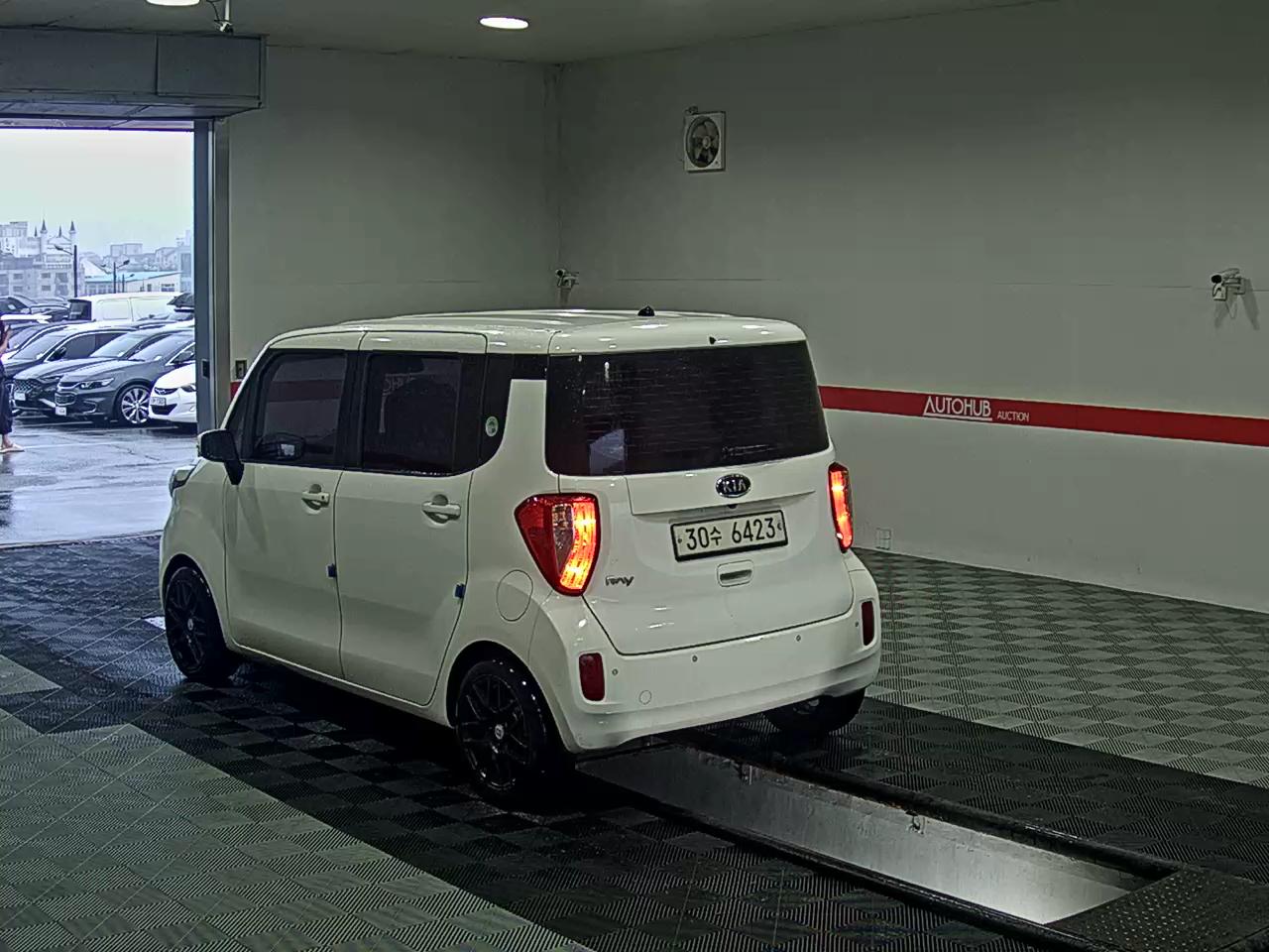 2012 - kia ray