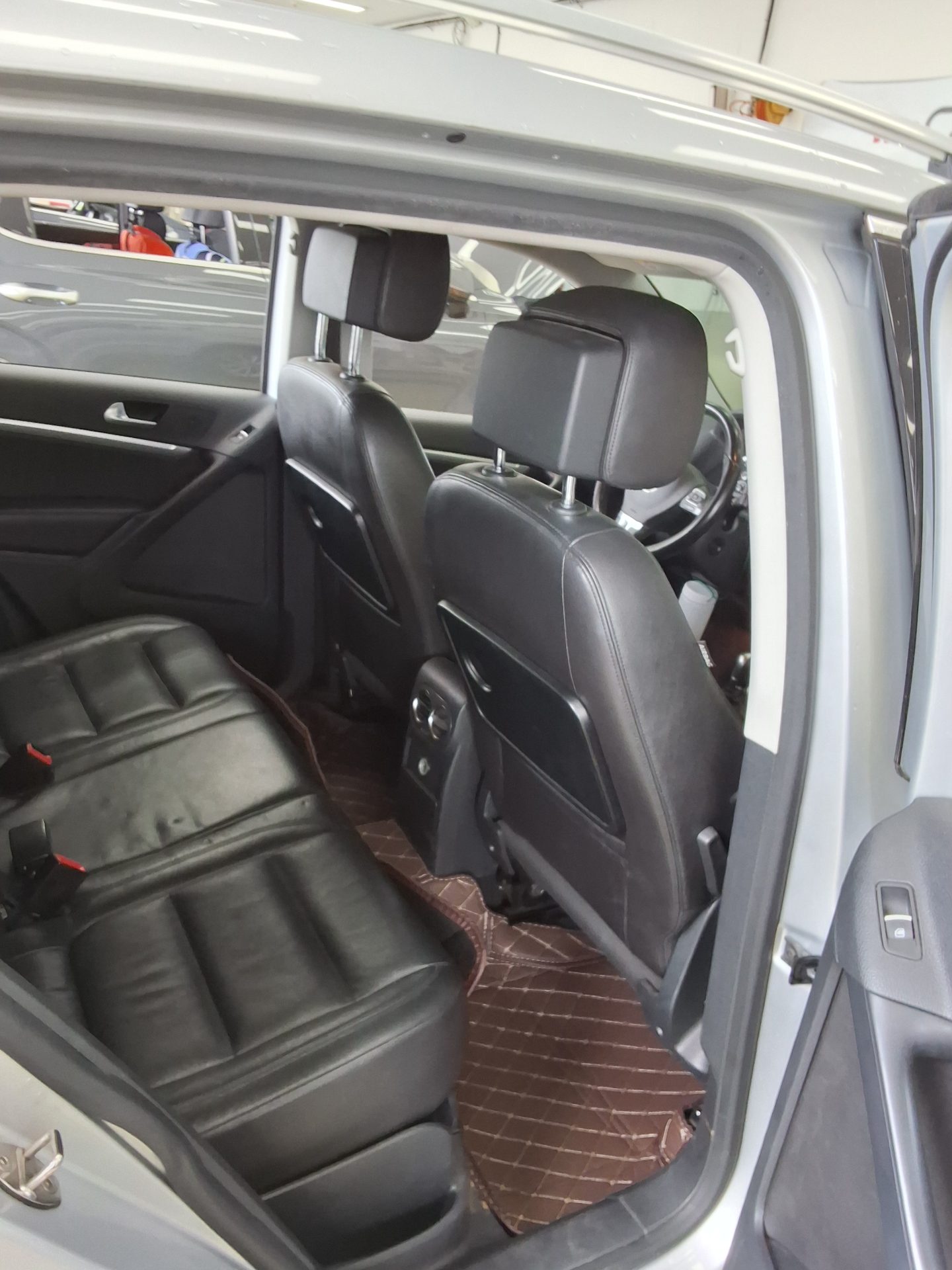 2014 - volkswagen tiguan