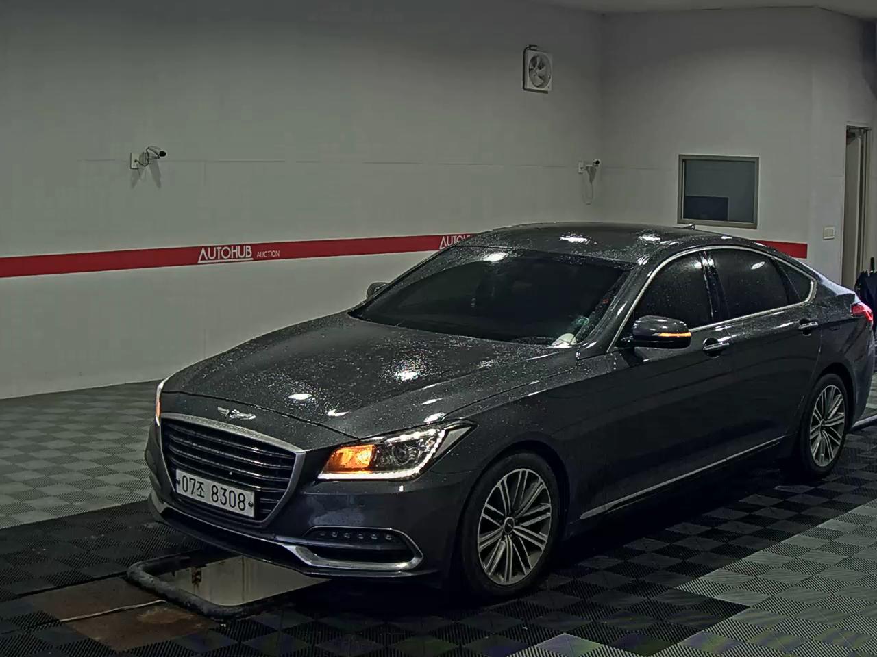 2018 - genesis g80