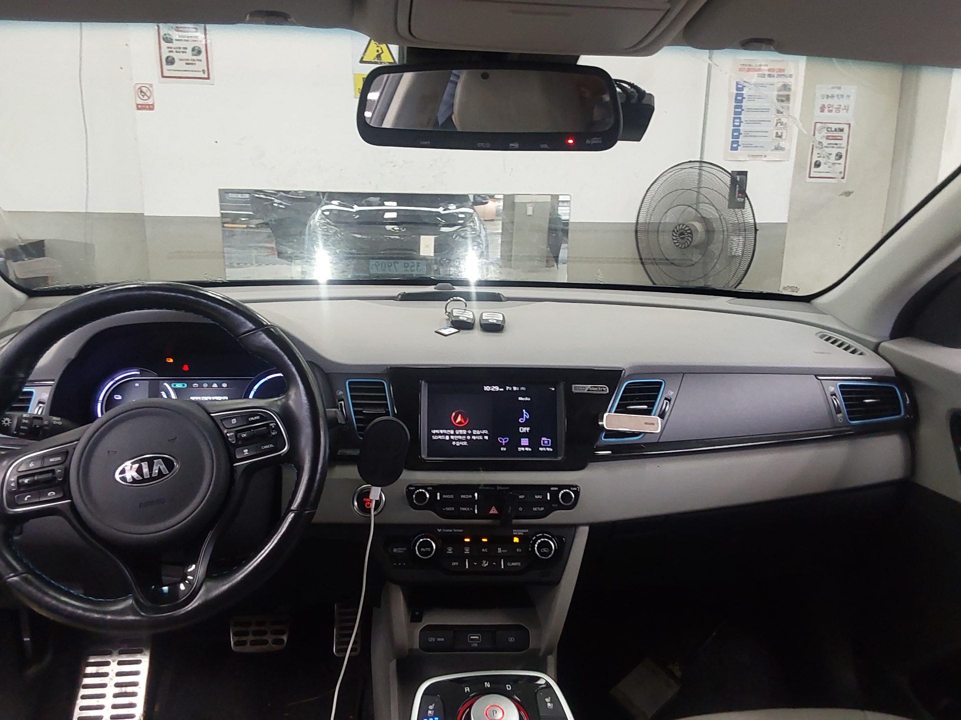 2019 - kia niro