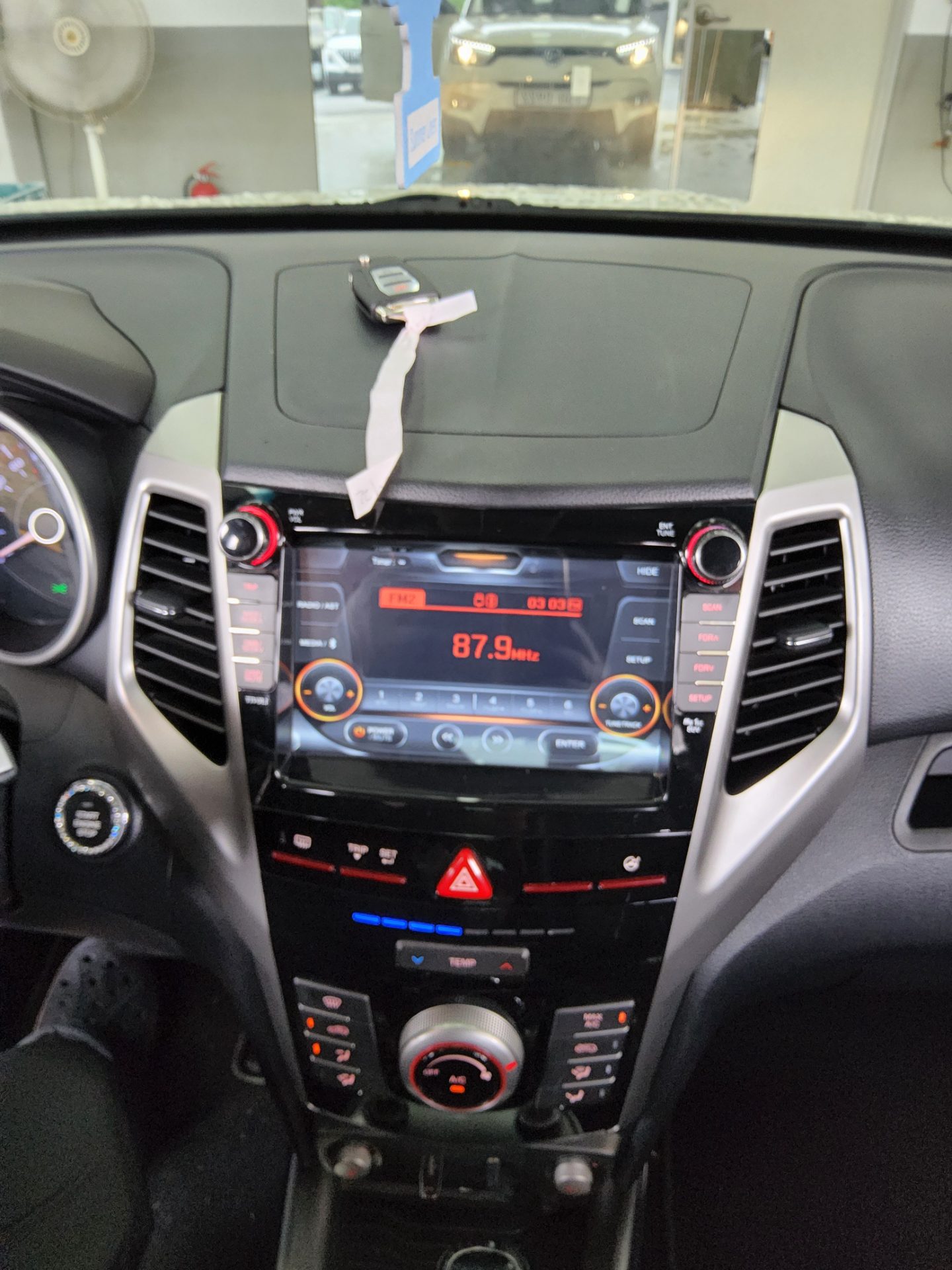 2016 - ssangyong tivoli