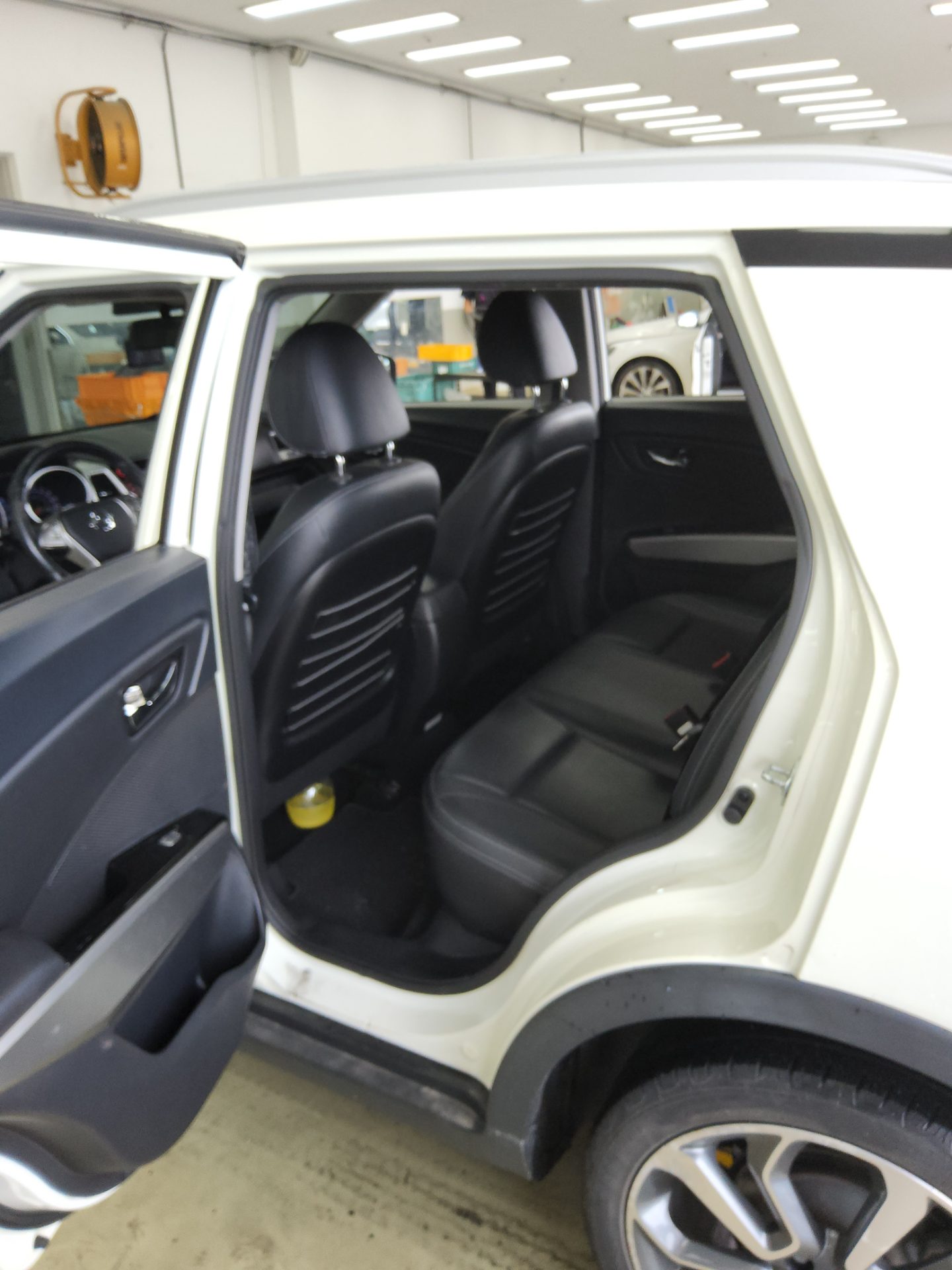 2016 - ssangyong tivoli