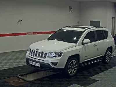 جيب كومباس 2.4 ليميتد 2015 2.4
