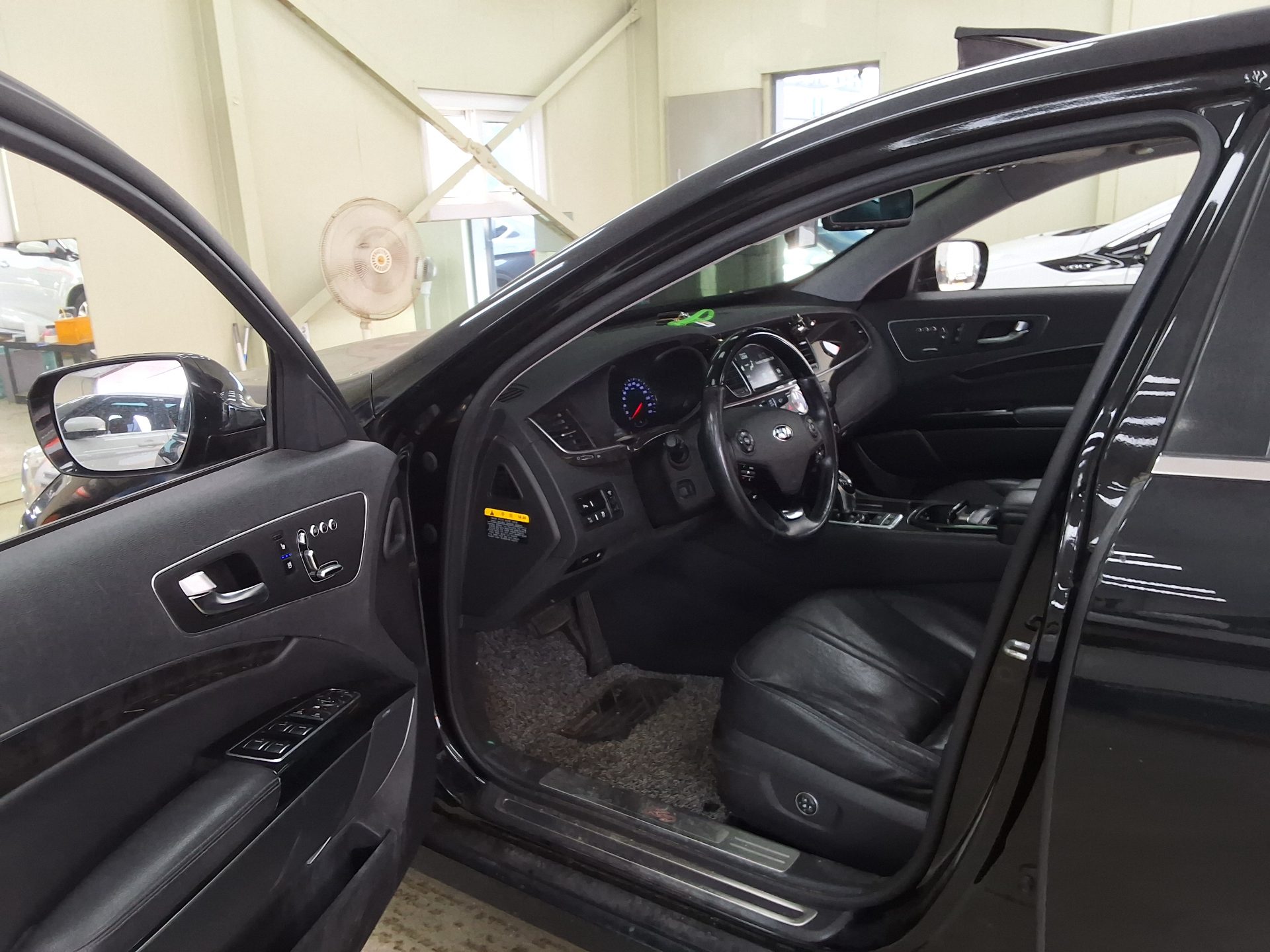 2015 - kia k9
