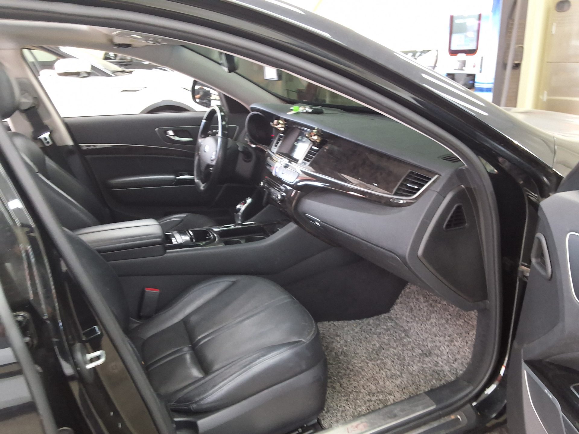 2015 - kia k9