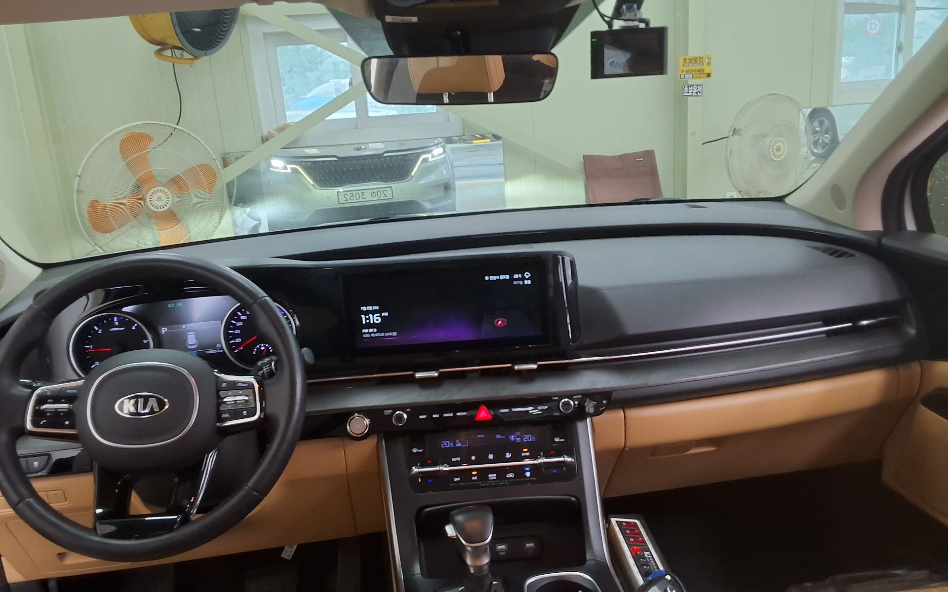 2021 - kia carnival