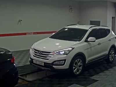 HYUNDAI SANTA FE (DM)