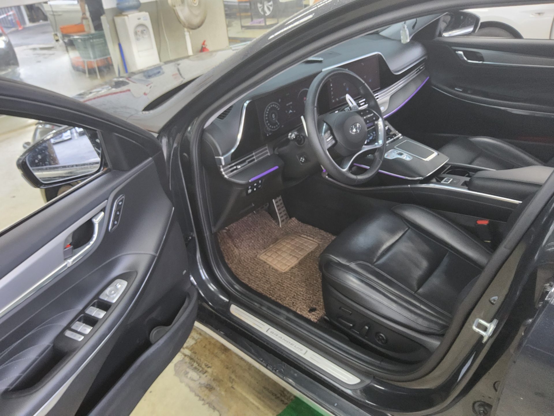 2021 - hyundai grandeur