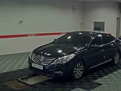 HYUNDAI GRANDEUR HG HG 240