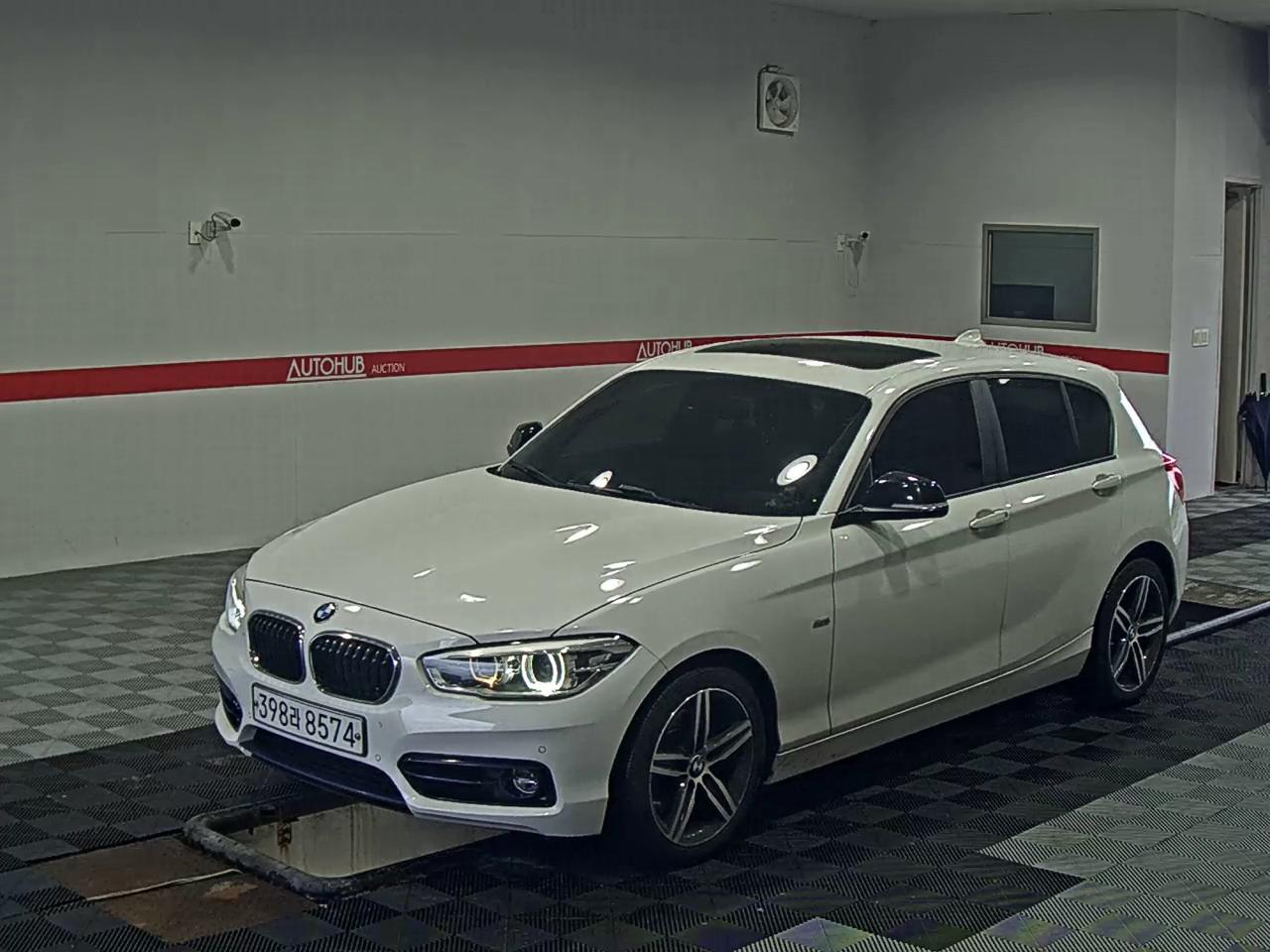 2016 - bmw 1 series