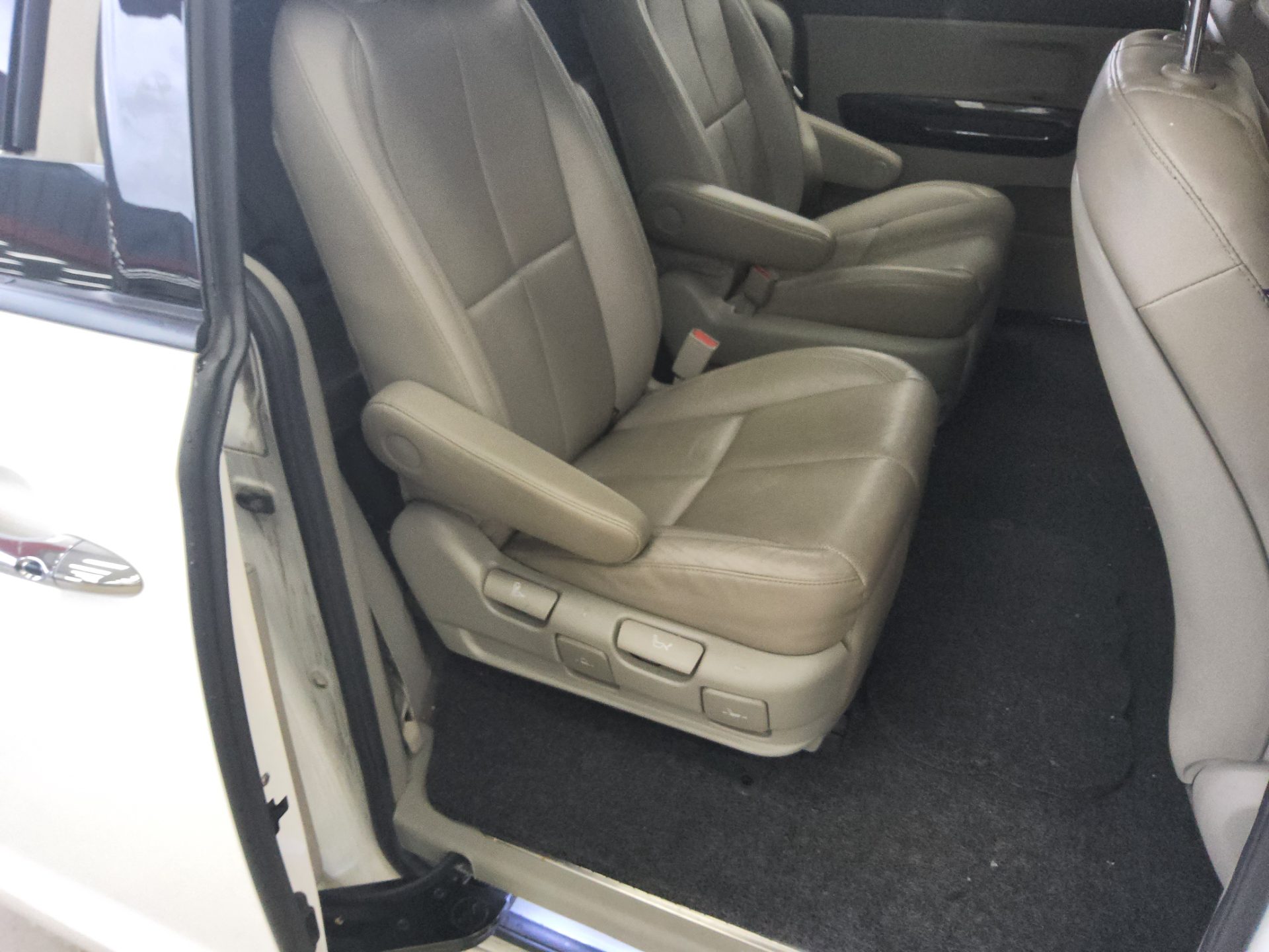 2018 - kia carnival