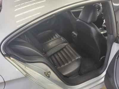 فولكس فاجن Cc 2.0 Tdi 2010 2.0 tdi