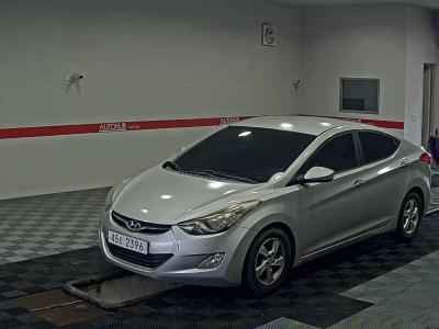 HYUNDAI AVANTE MD M16 GDi