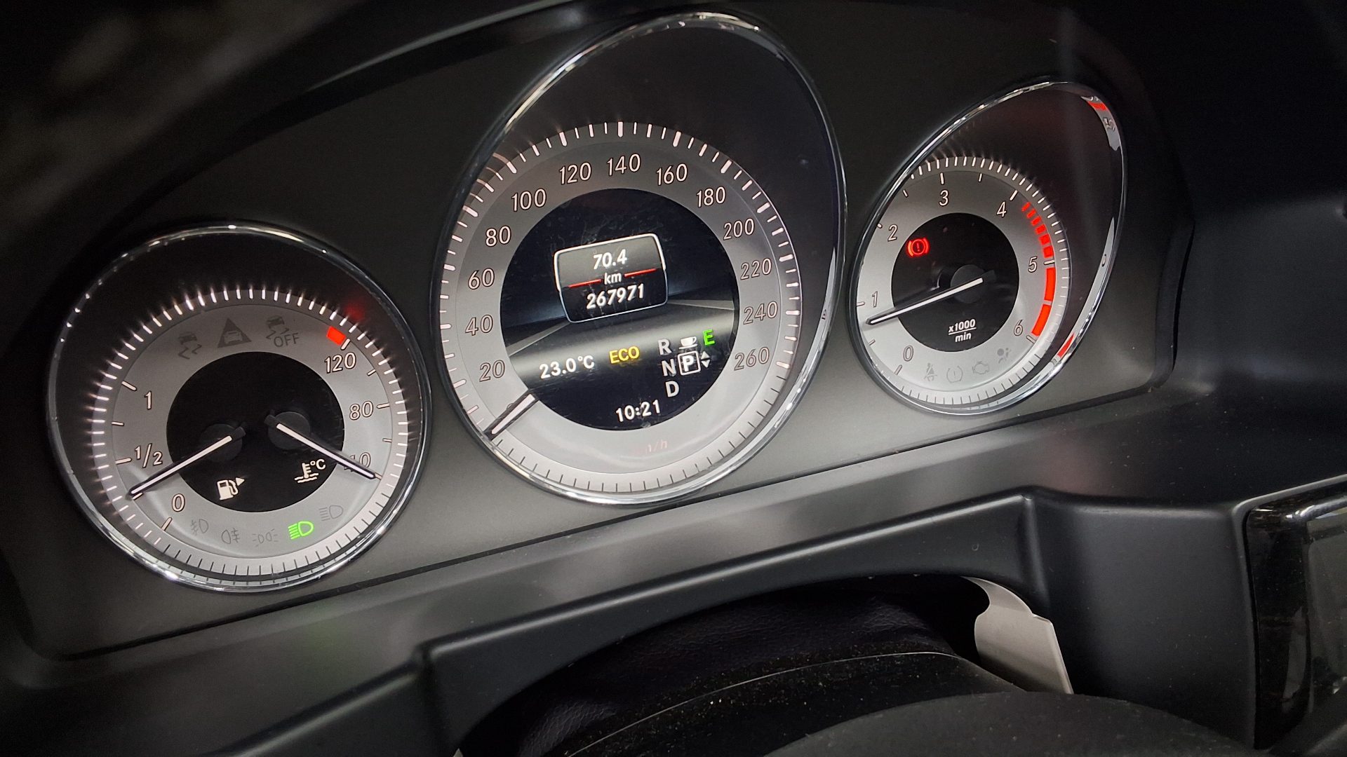 2013 - mercedes-benz glk220