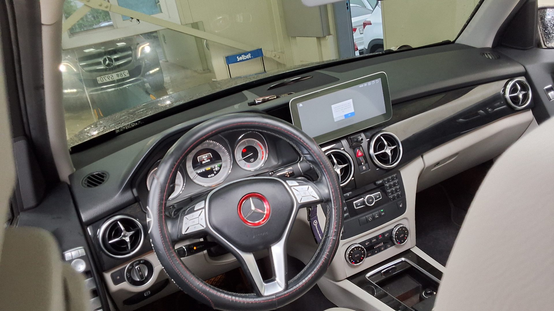 2013 - mercedes-benz glk220