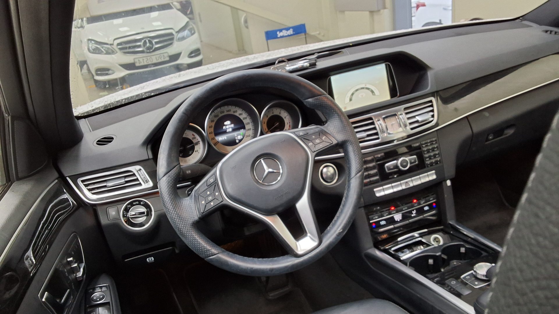 2014 - mercedes-benz e300