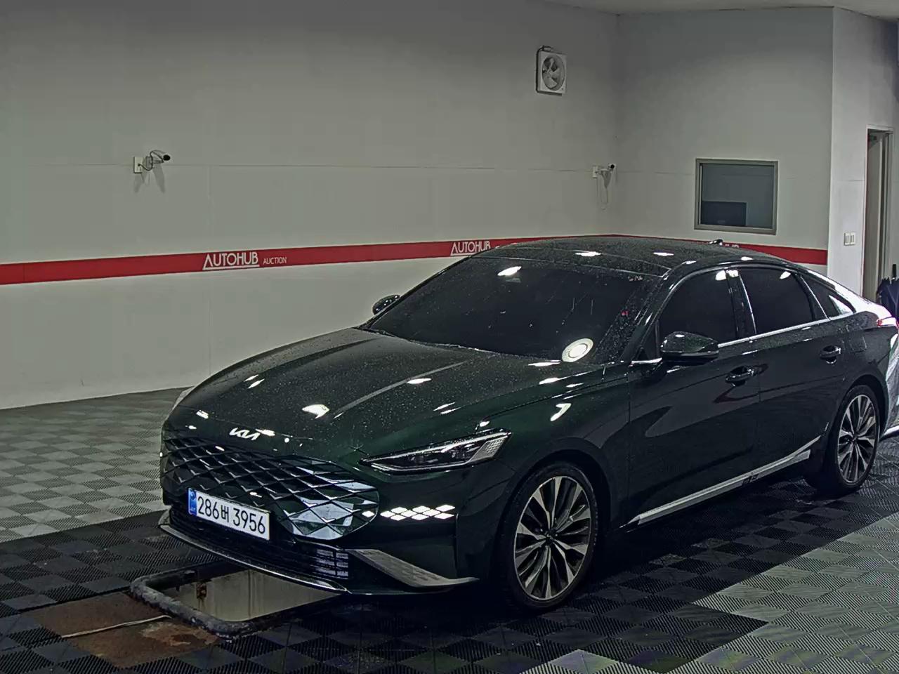 2022 - kia k8