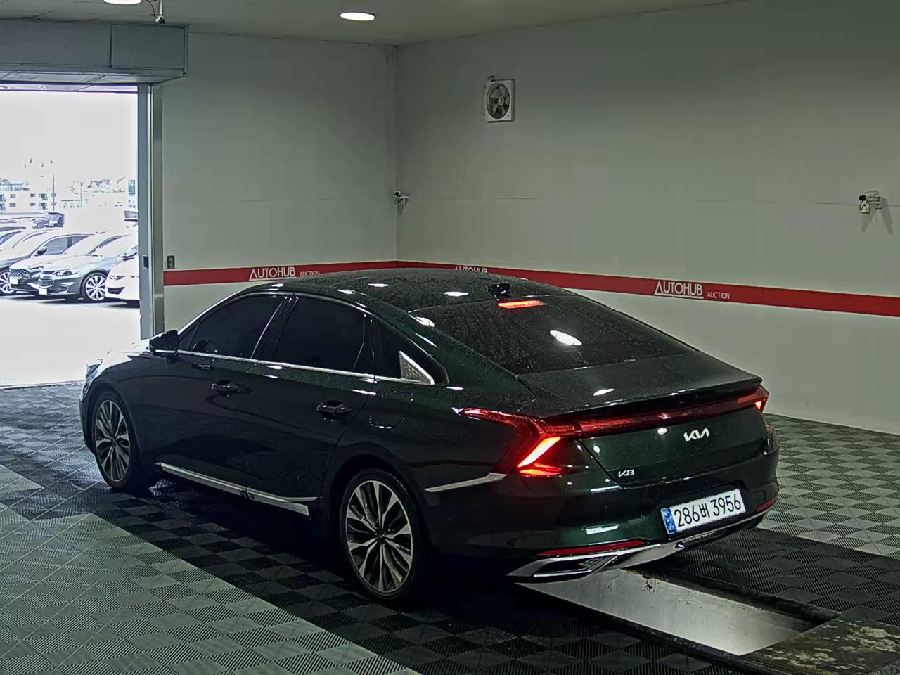 2022 - kia k8
