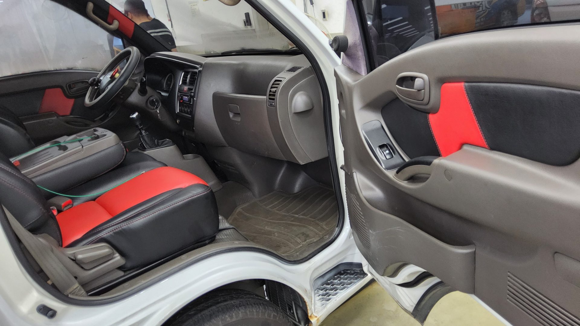 2012 - hyundai porter
