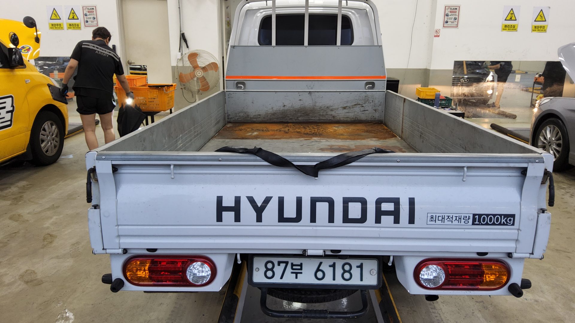 2012 - hyundai porter