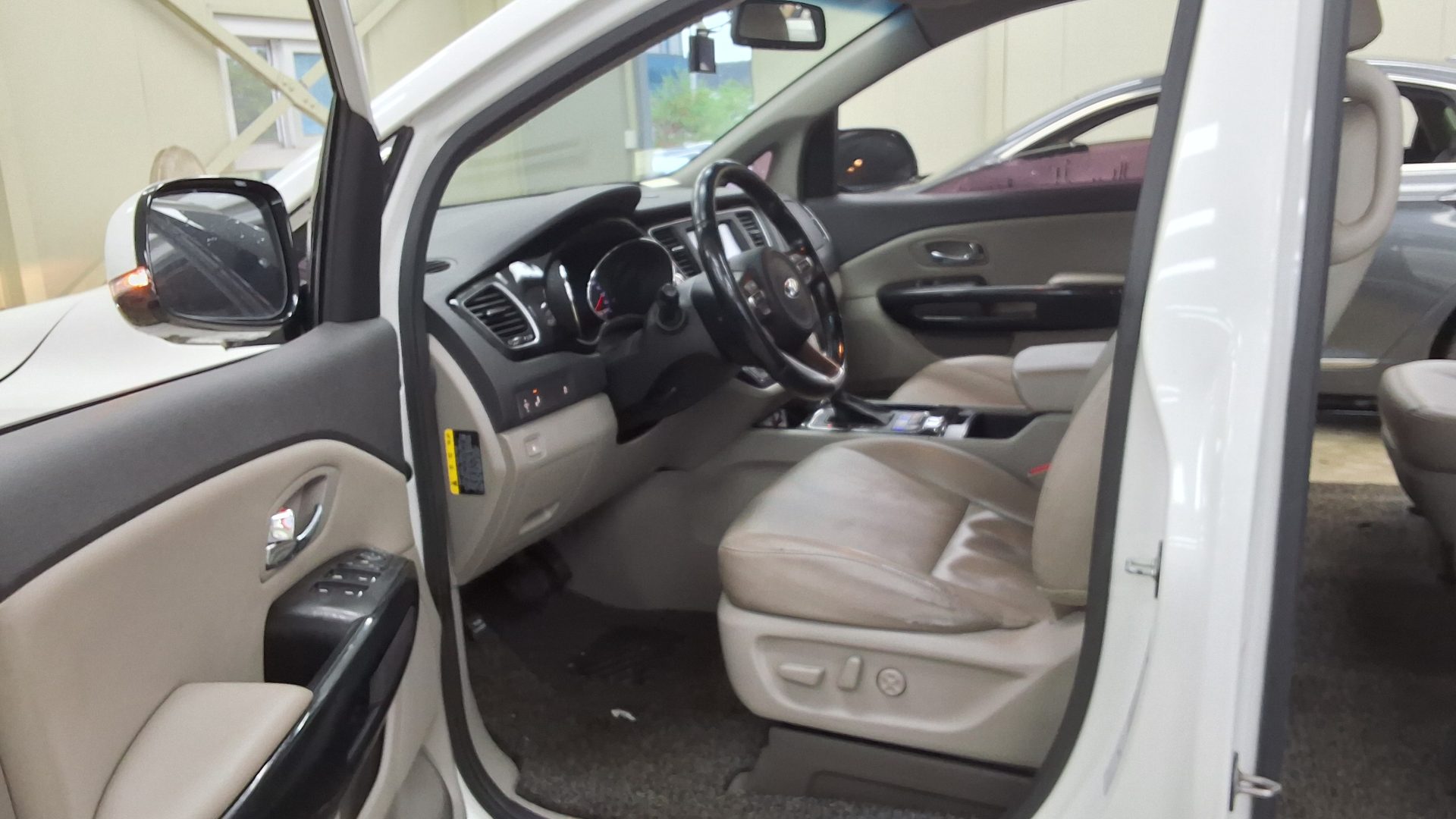 2018 - kia carnival