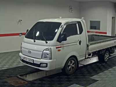 HYUNDAI PORTER II SUPER CAB EXTRA WHEELBASE