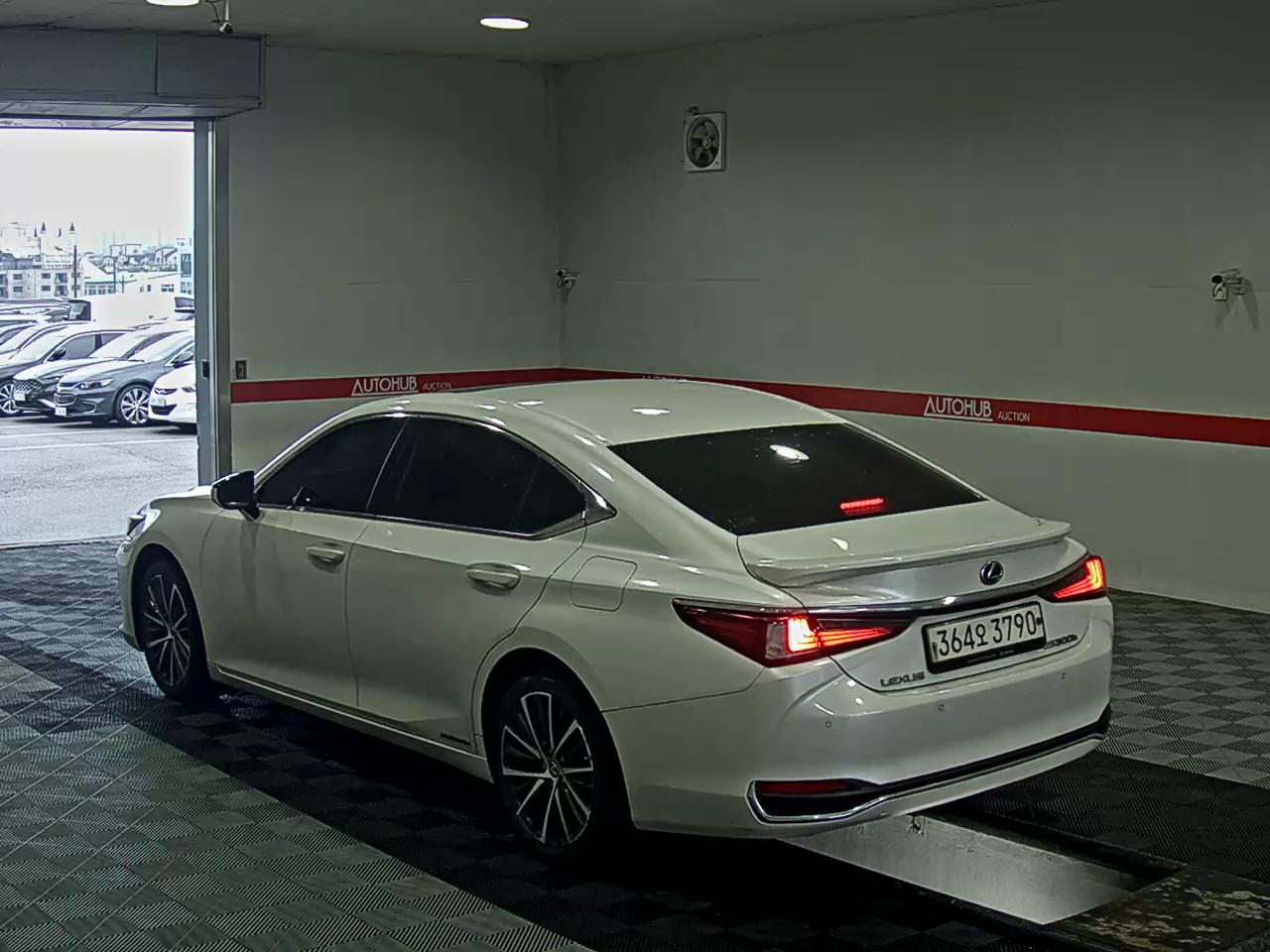 Lexus Es 2022 — صورة 2