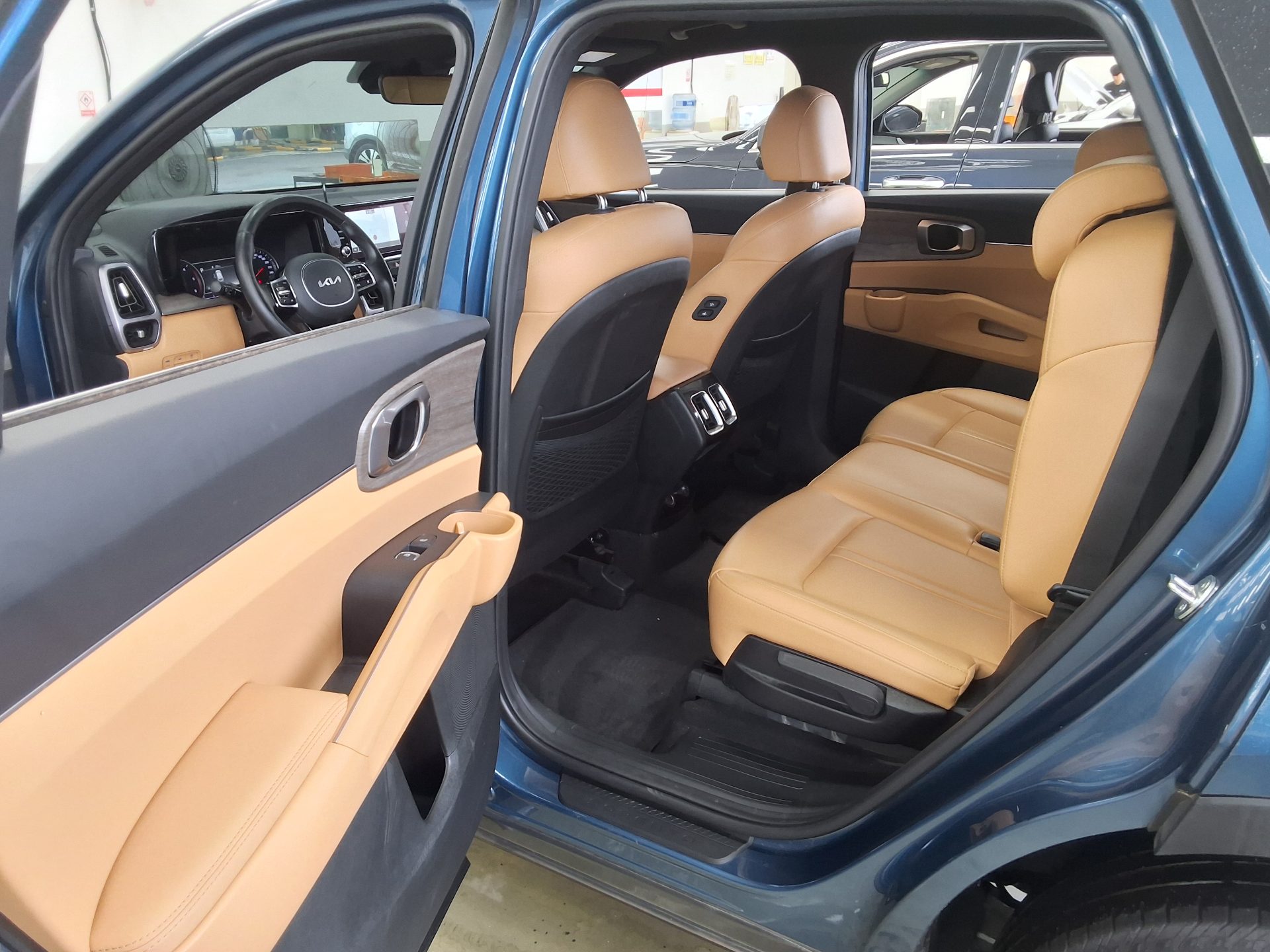 2023 - kia sorento