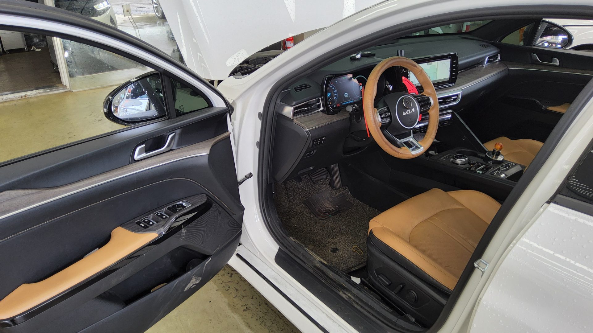 2022 - kia k5