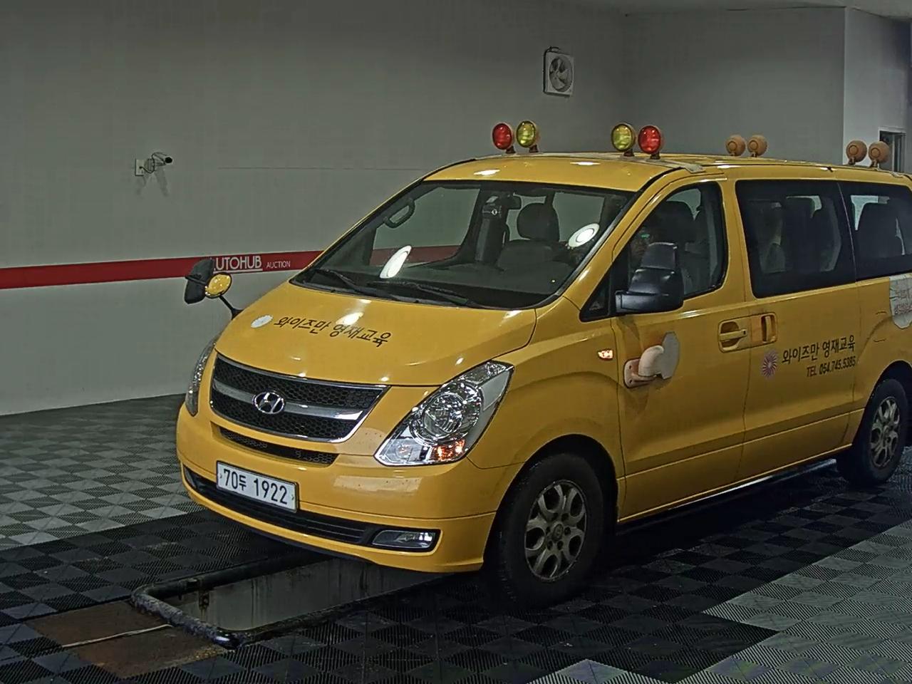 2015 - hyundai grand starex