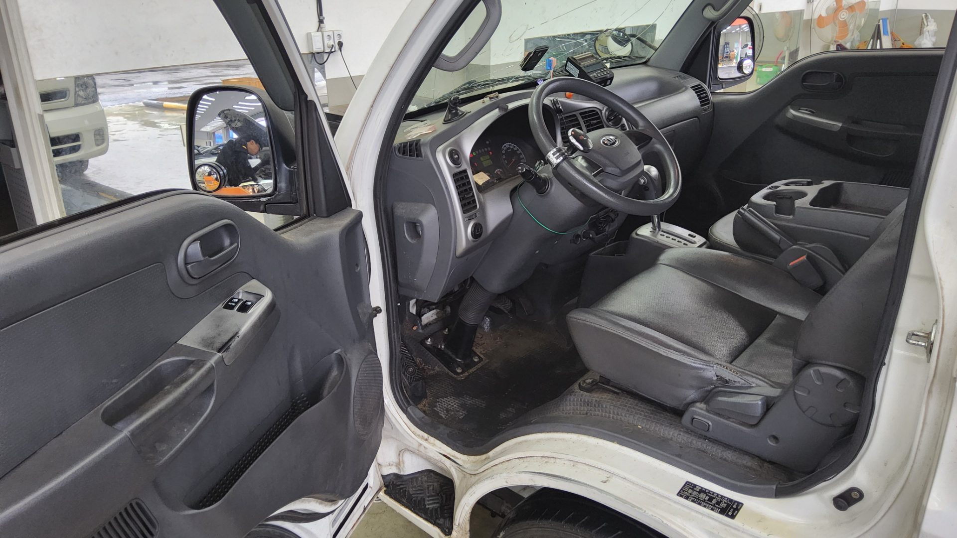 2016 - kia bongo