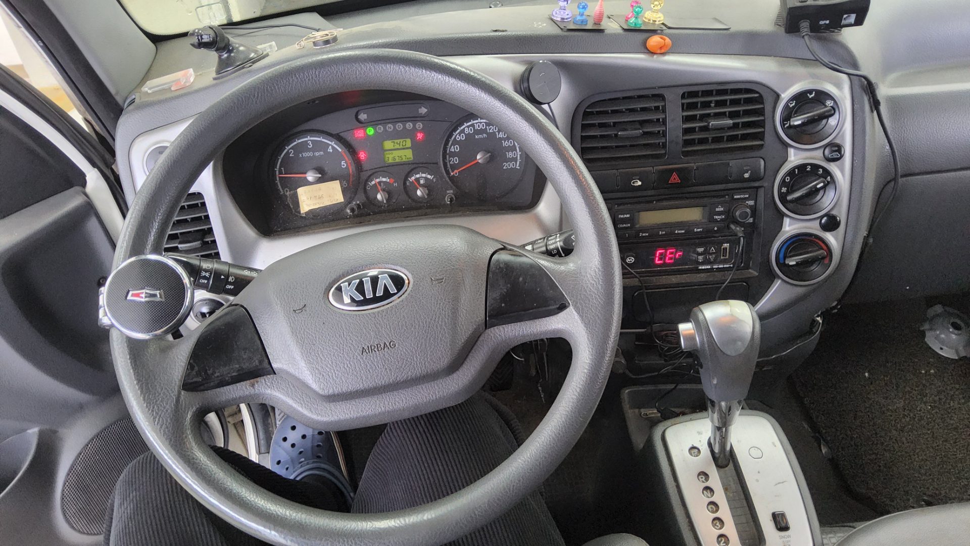 2016 - kia bongo