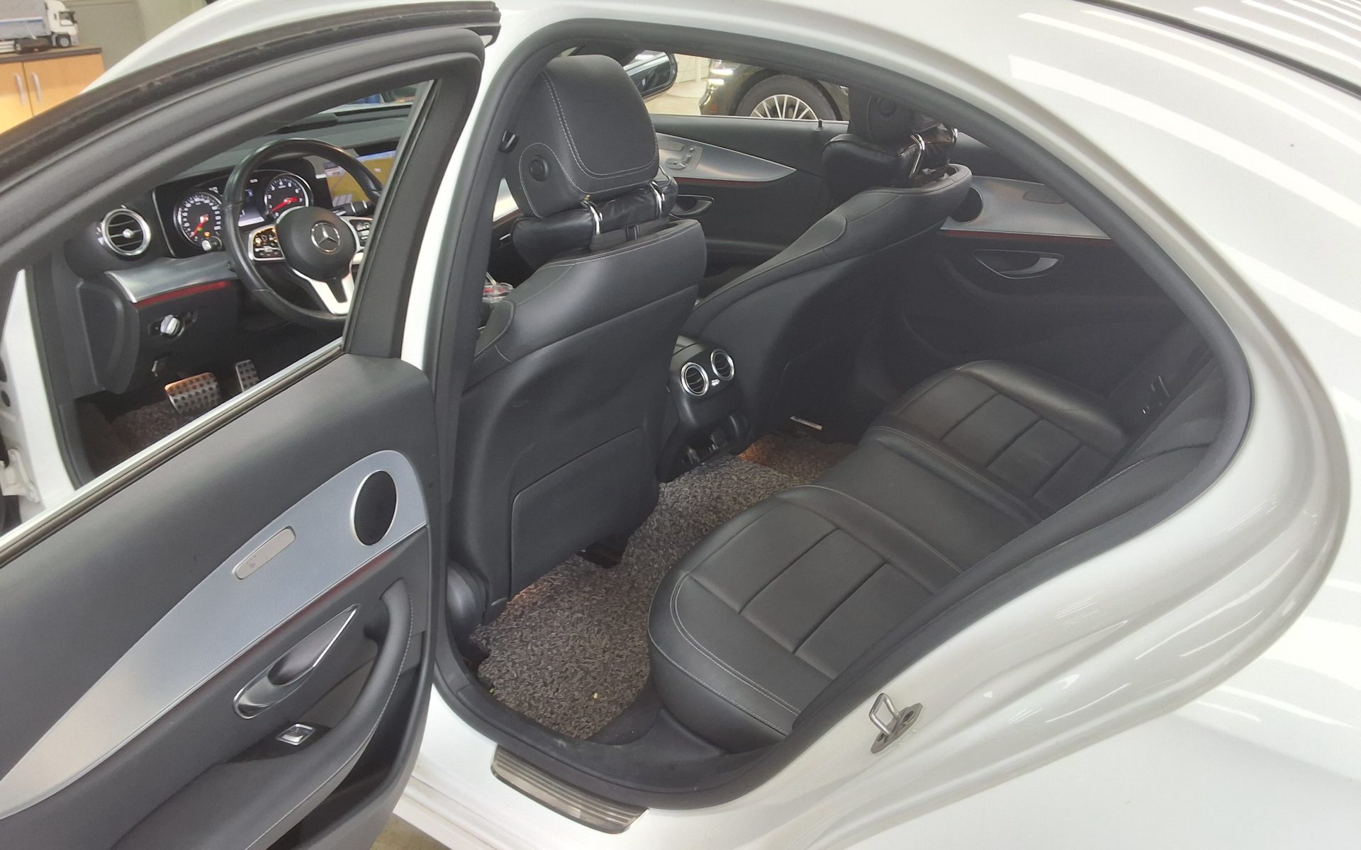 2020 - mercedes-benz e250