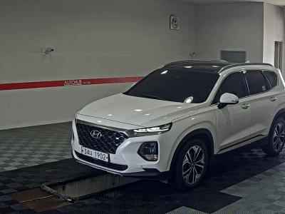 HYUNDAI SANTA FE ()