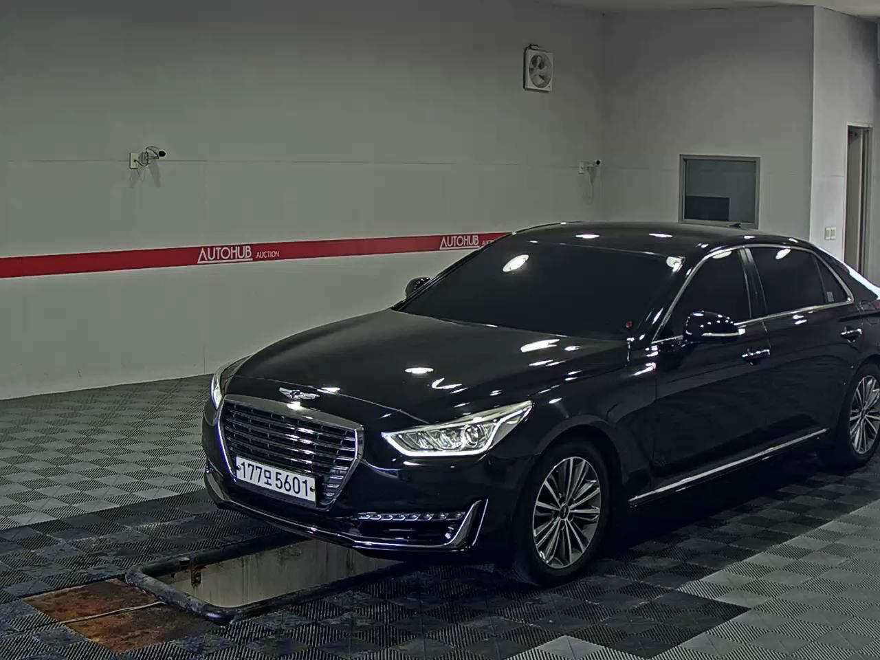 2018 - genesis eq900