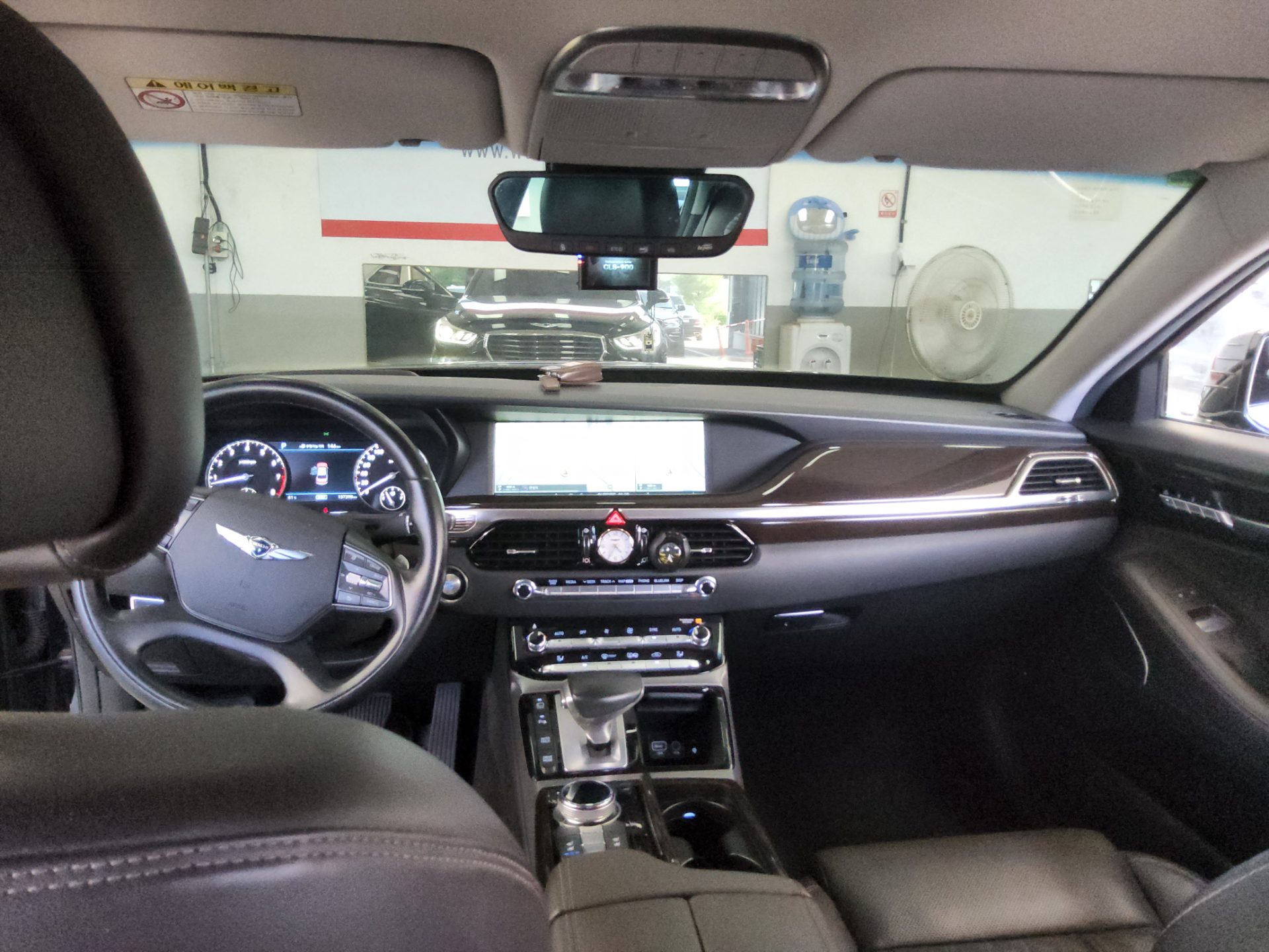 2018 - genesis eq900