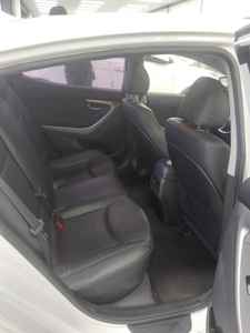 هيونداي الجديد أفانتي Md 1.6 Vgt Modern 2015 MODERN