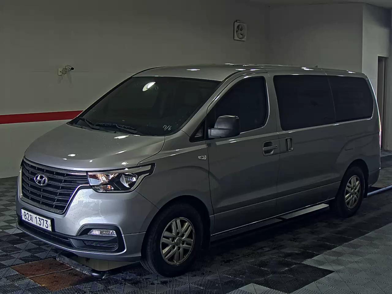 2021 - hyundai grand starex