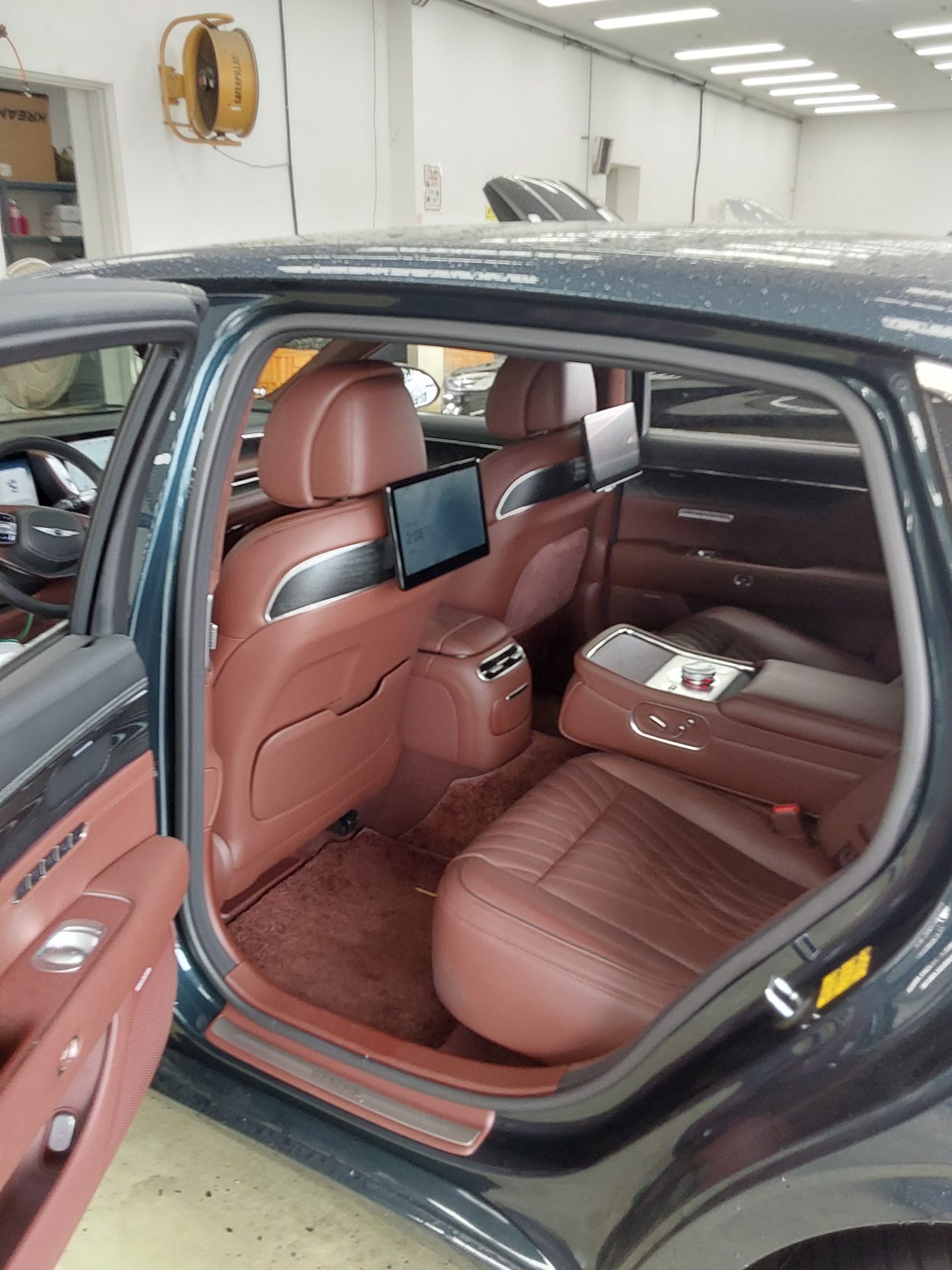 جينيسيس G90 2023 — صورة 5
