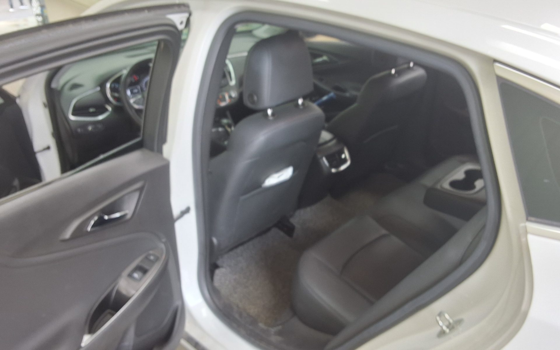 2021 - chevrolet malibu