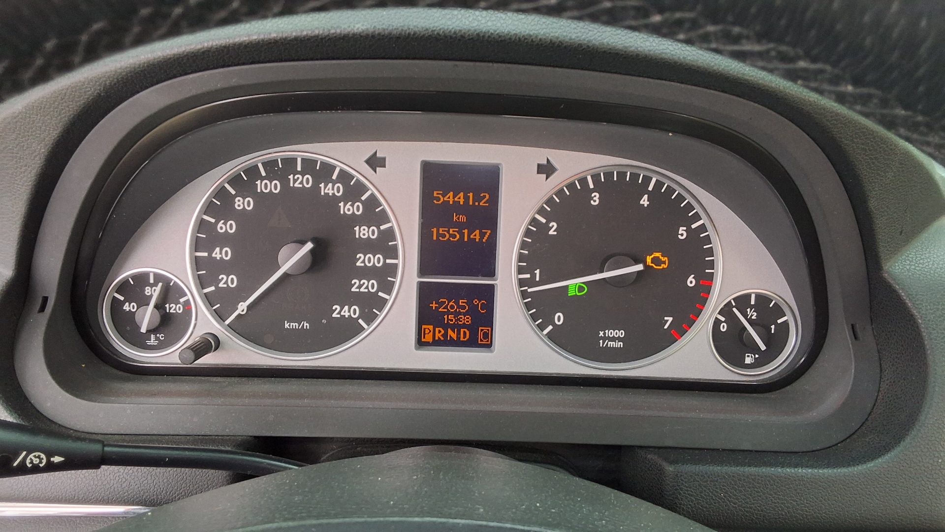 2011 - mercedes-benz b200