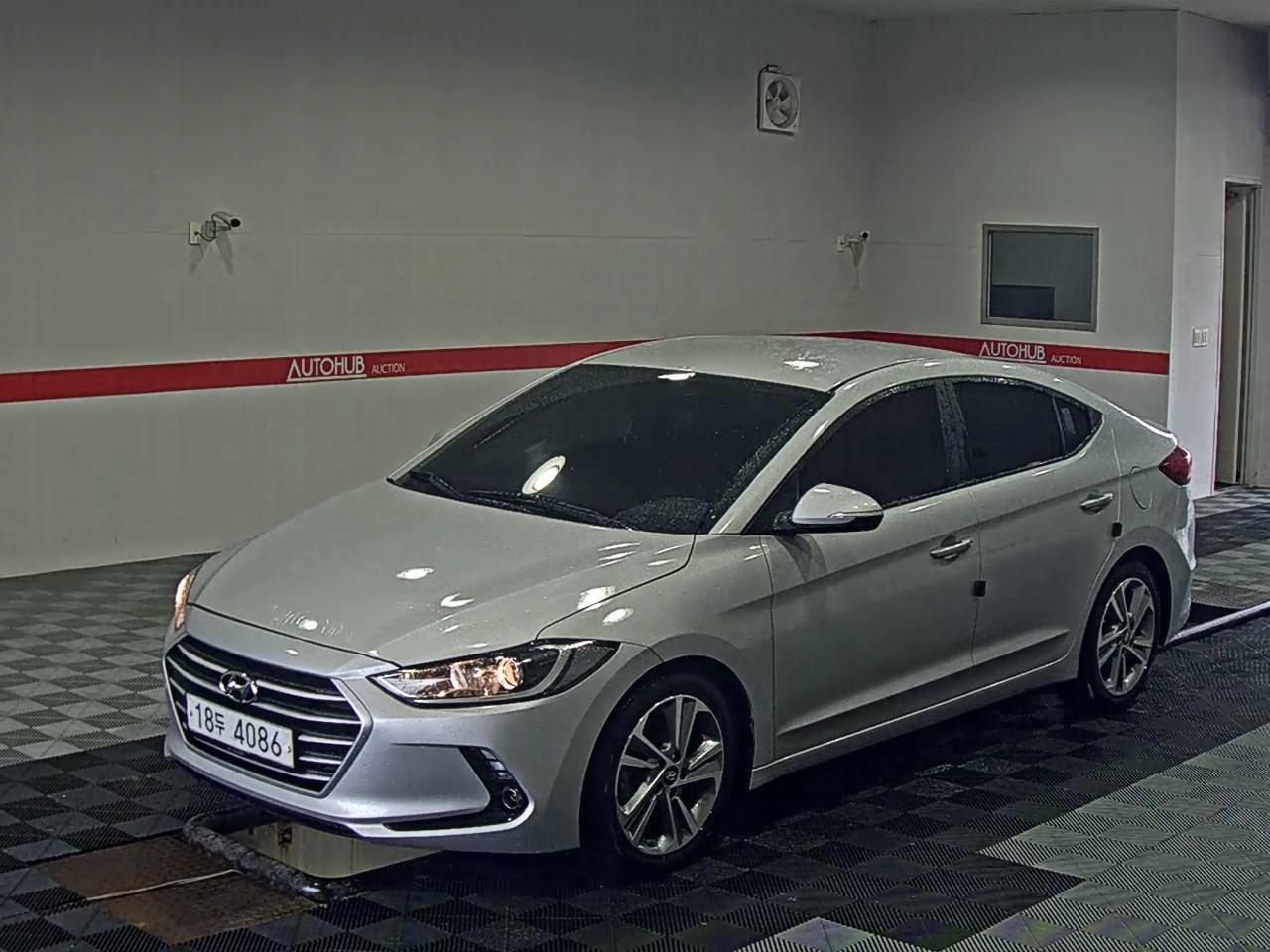 2017 - hyundai avante