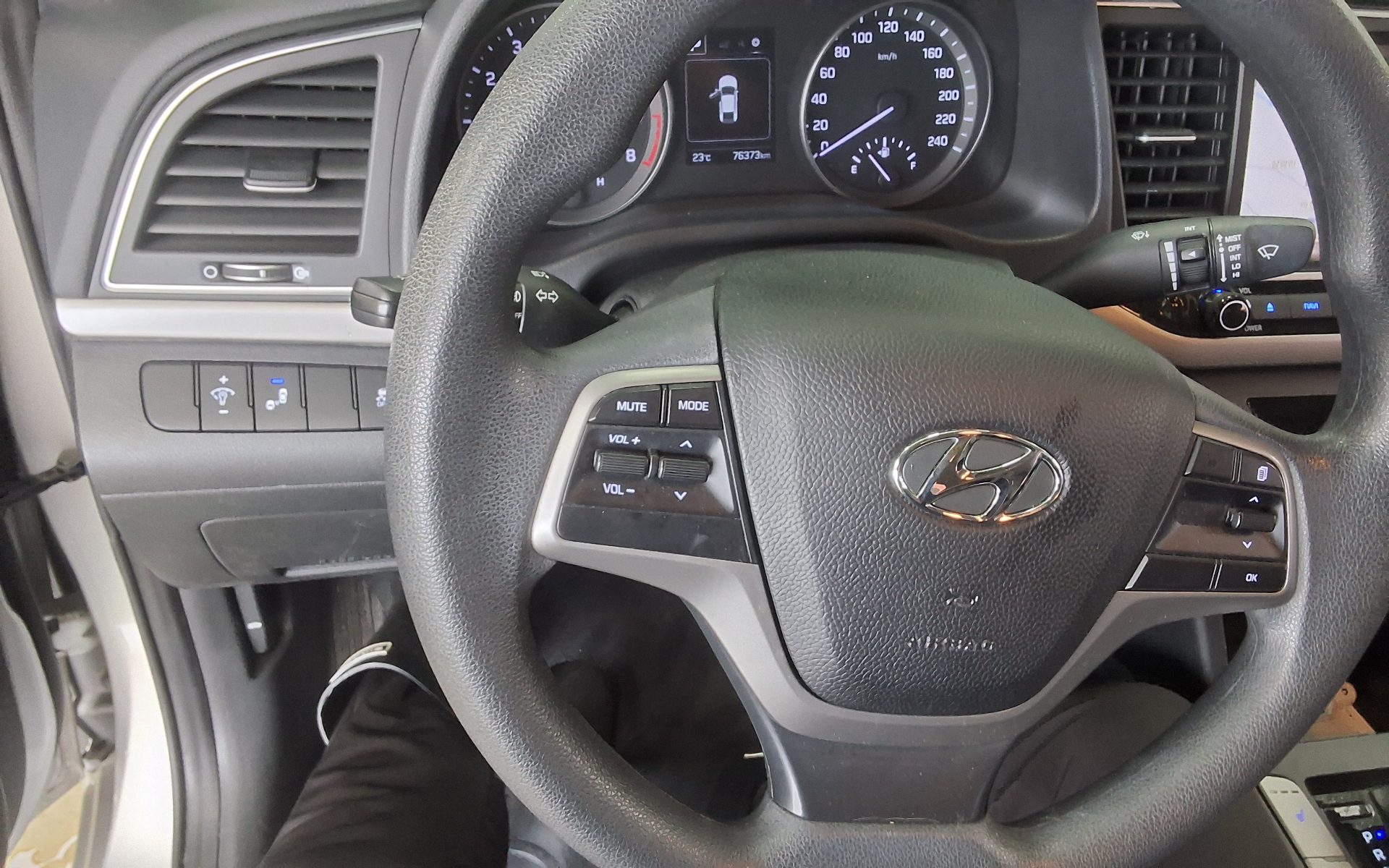 2017 - hyundai avante